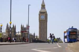 - İngiliz Meteoroloji Kurumu, başkent Londra’nın en büyük havalimanı Heathrow’da