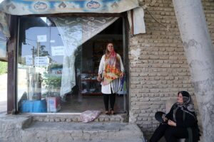 - Eskiden İran'ın başka bölgelerinde de konuşulan Zergerice, günümüzde sadece