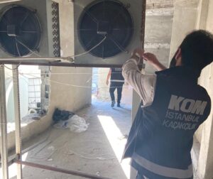 İSTANBUL (AA) – İstanbul'da düzenlenen operasyonda 7 bin 600 litre