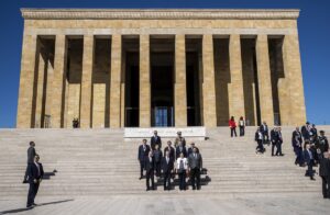 - Draghi, Cumhurbaşkanı Erdoğan ile Cumhurbaşkanlığı Külliyesi'nde bir araya gelecek