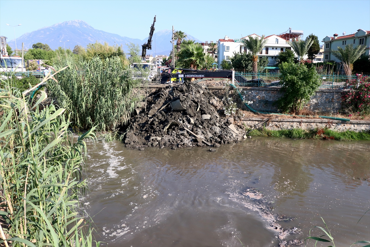 Kanalizasyon giderinin arıtılmadan Fethiye Körfezi'ne akıtıldığı iddiası