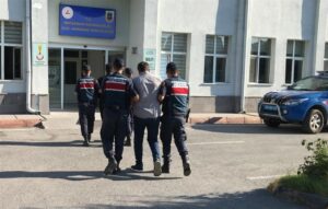 KAYSERİ (AA) – Kayseri'de terör örgütleri DEAŞ ve El Kaide'ye