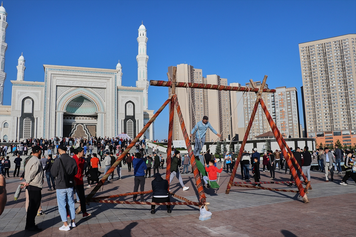 Kazakistan'da Kurban Bayramı kutlanıyor