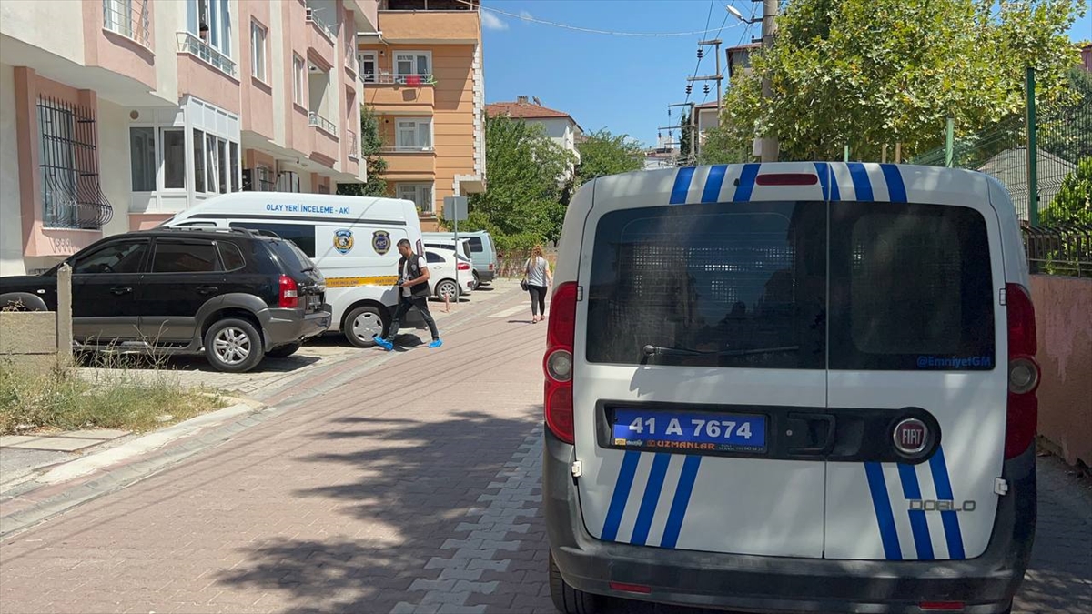 Kocaeli'de şaka sırasında tüfekle kazara vurulduğu öne sürülen genç ağır yaralandı