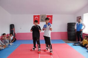 ÇORUM (AA) – KEMAL CEYLAN – Çorum'da bayram ziyareti için