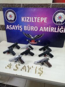 MARDİN (AA) – Mardin'in Kızıltepe ilçesinde 12 yaşındaki çocuğun düğün