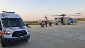 ANKARA (AA) – Gökçeada'da acil tıbbi müdahaleye ihtiyaç duyan bir