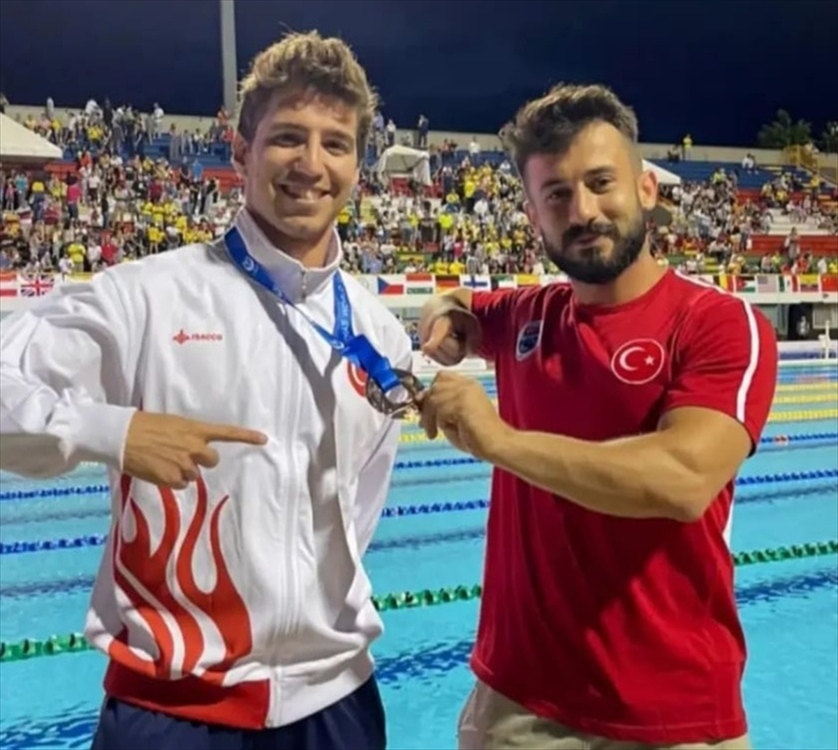 Milli su altı sporcusu Derin Toparlak'tan Paletli Yüzme Dünya Şampiyonası'nda bronz madalya