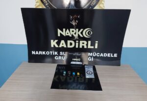 OSMANİYE (AA) – Osmaniye'nin Kadirli ilçesinde çakmakların içine uyuşturucu gizleyen