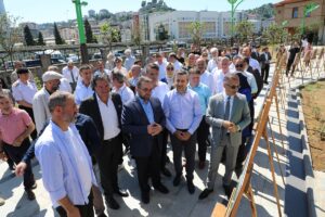 RİZE (AA) – Rize'de "Rize Devranında Çay" adlı fotoğraf sergisi