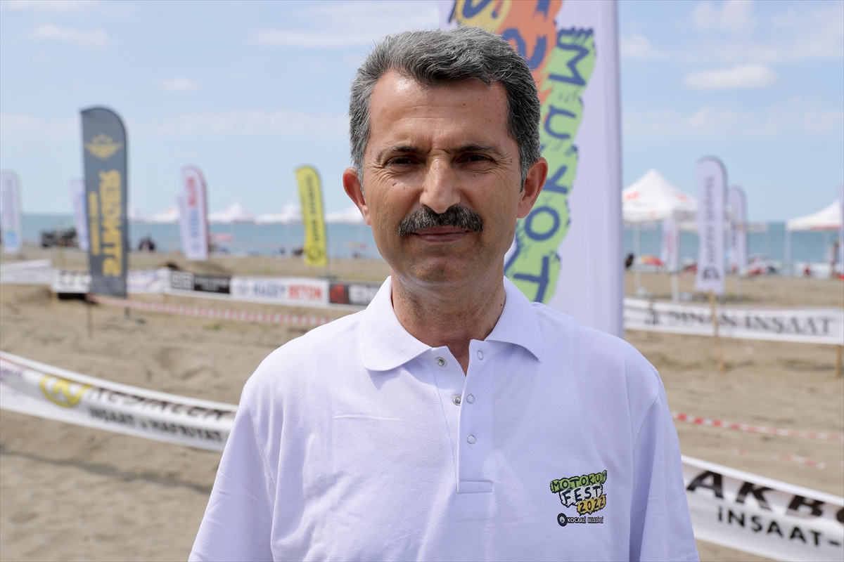 Sakarya'da sahilde Kum Enduro Yarışları yapıldı