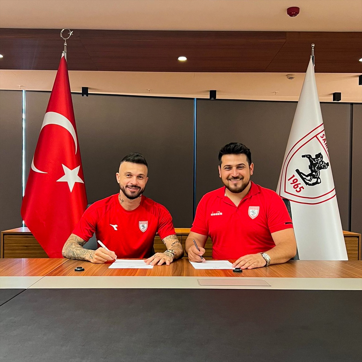 Samsunspor, Boldrin ve Yusuf Emre Gültekin ile sözleşme imzaladı