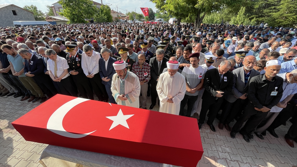 Şehit Piyade Uzman Çavuş Mustafa Koca, Konya'da son yolculuğuna uğurlandı