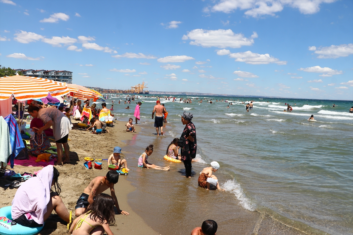 Tekirdağ sahillerinde bayram tatili yoğunluğu