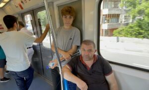 İSTANBUL (AA) – İstanbul Sultangazi'de tramvayda annesine yer vermediğini iddia