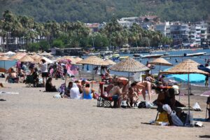 ANTALYA / MUĞLA (AA) – Turizm bölgeleri Antalya ve Muğla'da,
