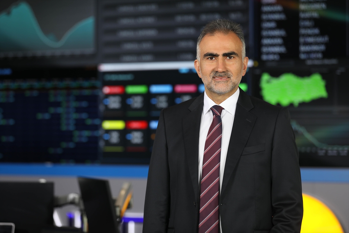 Turkcell Genel Müdür Yardımcısı Sezgin: “5G'nin çok boyutlu ele alınması gerekiyor”