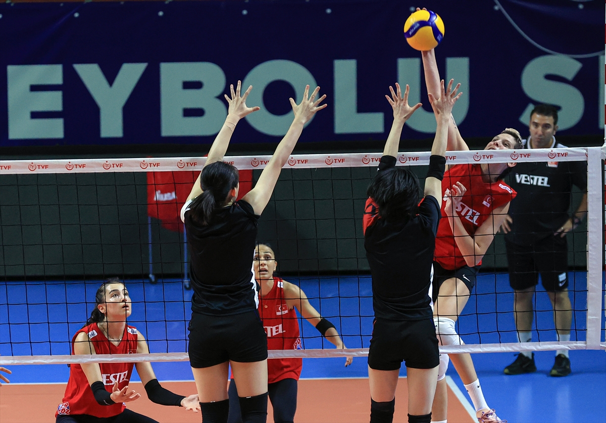 Voleybol: Hazırlık maçı