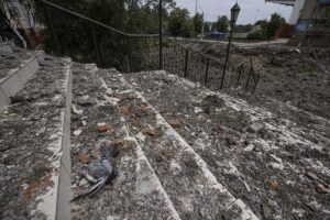 - Savaş başlamadan önce 100 bine yakın kişinin yaşadığı ama