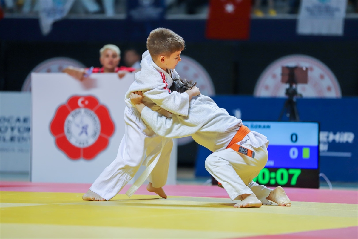 Uluslararası Judo Turnuvası Kocaeli'de devam ediyor