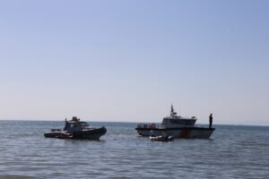 - Üç çocuğun kendi imkanlarıyla çıktığı gölde bir çocuğu arama