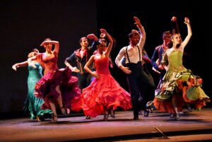 - "Carmen" balesi ile başlayan etkinliği Kültür ve Turizm Bakan