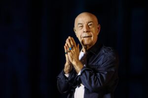 - Konserde, şef Hasan Niyazi Tura yönetimindeki İDSO ve İDOB