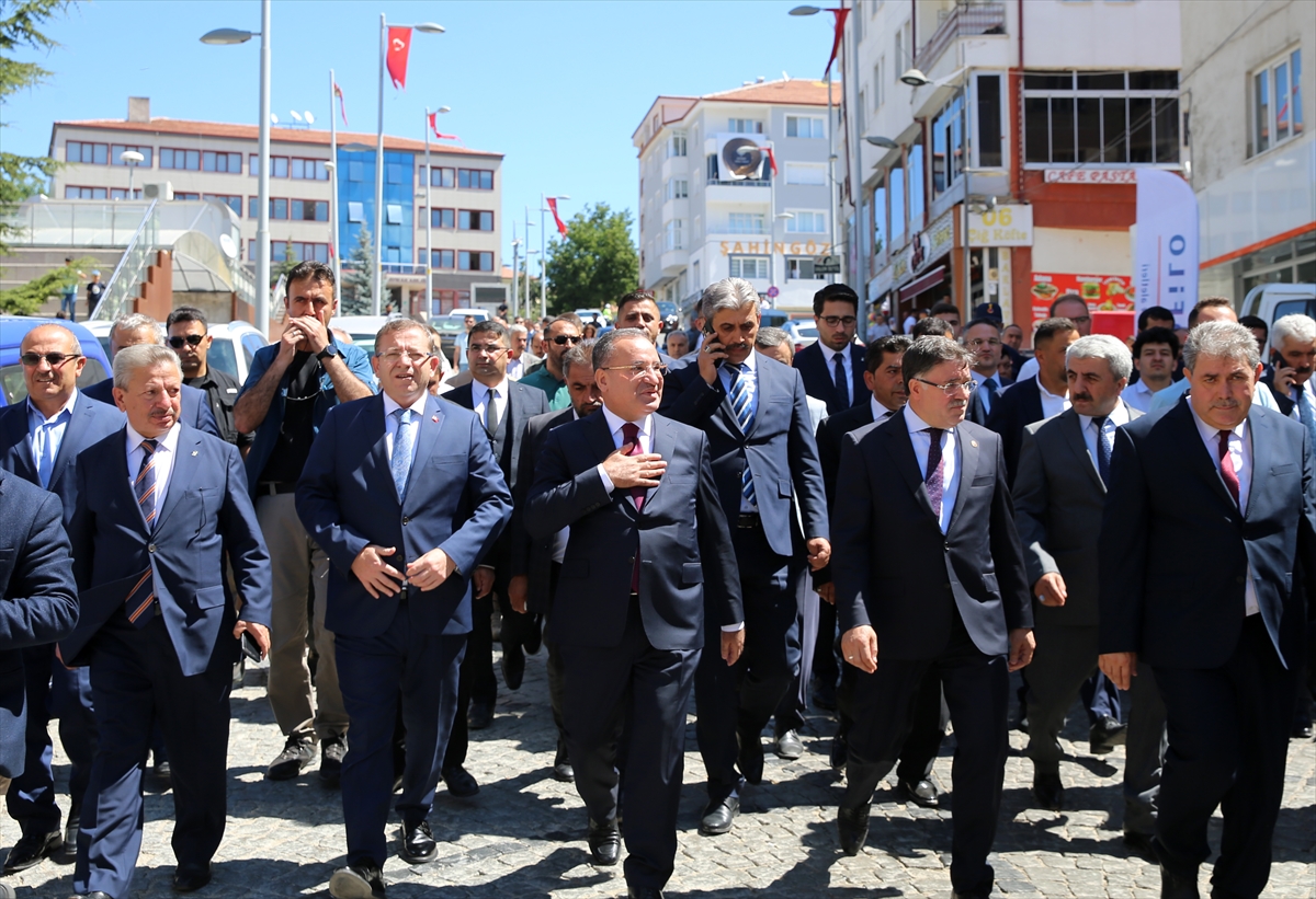 Adalet Bakanı Bozdağ, Akdağmadeni'ndeki toplu açılış töreninde konuştu: (1)