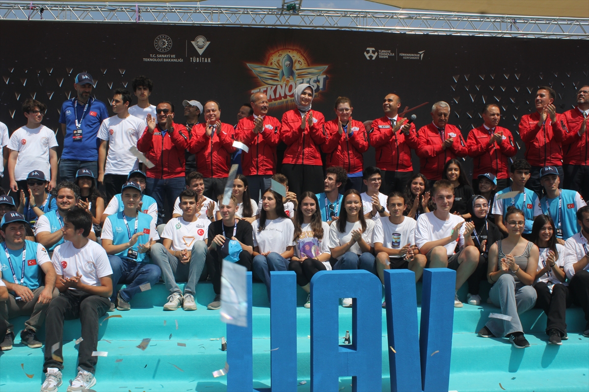 Afyonkarahisar'da “Uluslararası ve Liseler Arası İnsansız Hava Araçları Yarışması” başladı