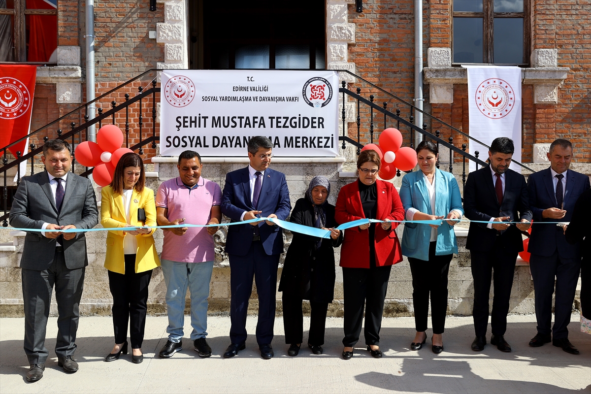 Aile ve Sosyal Hizmetler Bakanı Yanık Edirne'de açılışlar gerçekleştirdi: