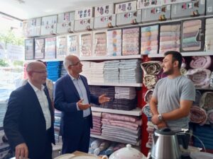 - "Biz vatandaşın kurduğu bir partiyiz. Onların bize istikamet vermesinin