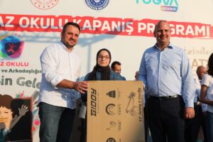 - "Türkiye'nin kalkınması noktasında çok ciddi gelişmeler oluyor. İnşallah sizler