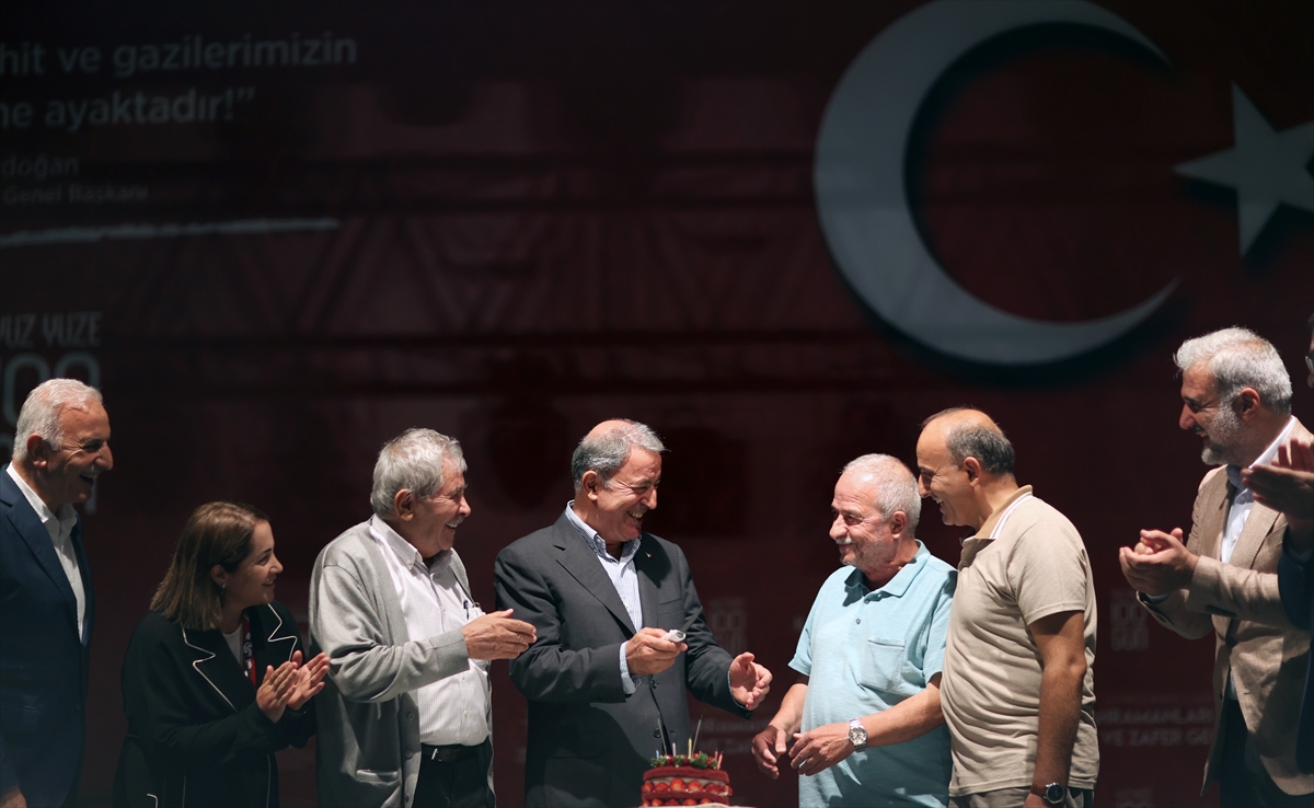 AK Parti İstanbul'dan “Kahramanları Anma ve Zafer Gecesi” programı