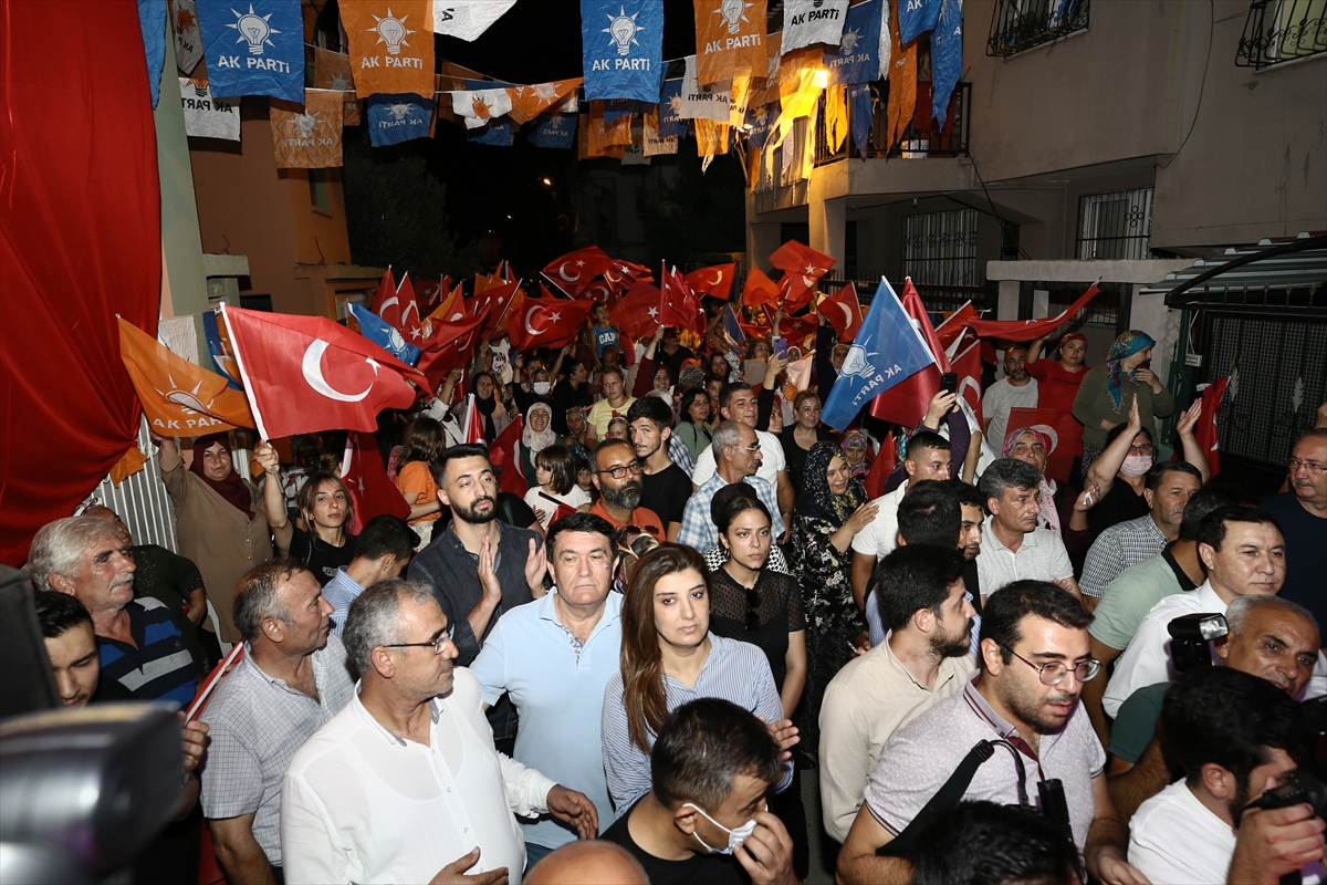 AK Parti Sözcüsü Ömer Çelik, Adana'da “Mahalle Buluşmaları”nda konuştu: