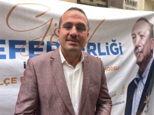 - "İzmir'deki teşkilatlarımız 3 yıldır bütün ekibiyle tüm ilçelerde sahaya