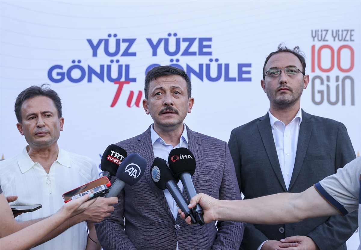 AK Parti'li Hamza Dağ, Tuzla'da vatandaşlarla buluştu: