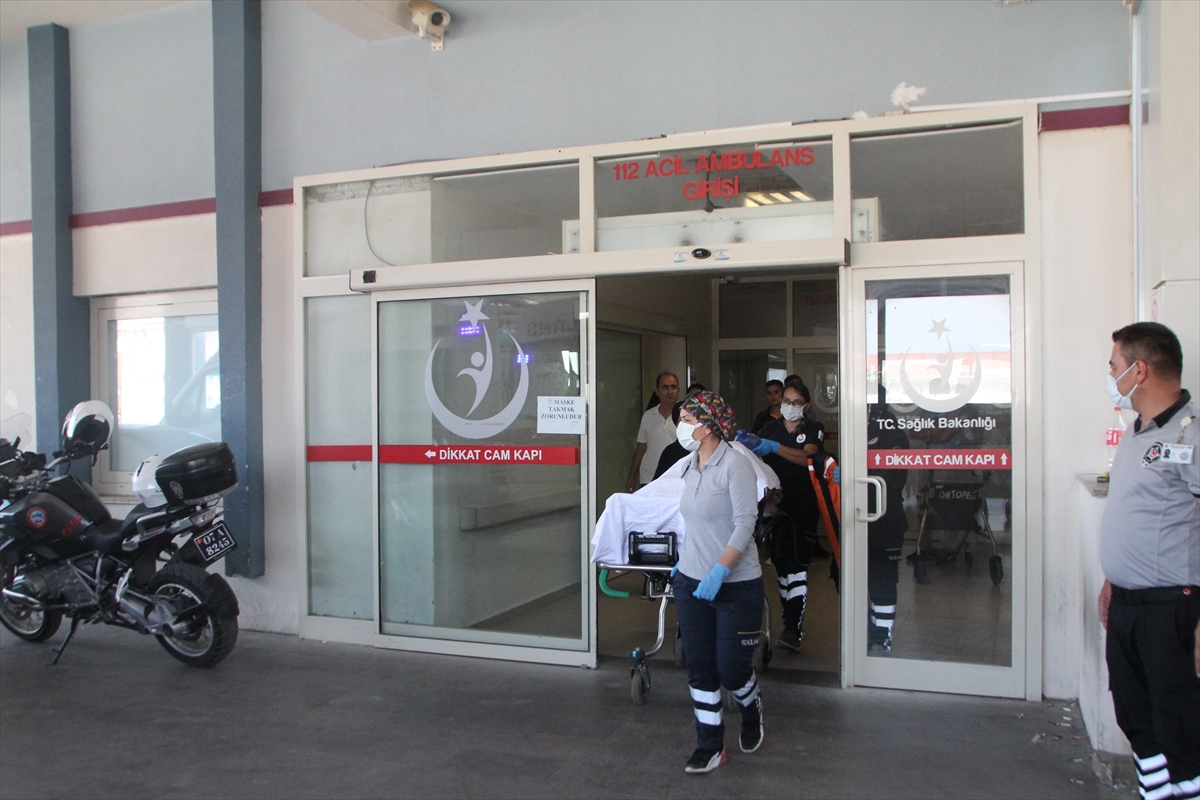 Antalya'da tartıştığı eski otel çalışanının silahla vurduğu güvenlik müdürü yaralandı
