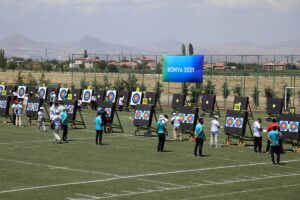 KONYA (AA) – SERHAT ÇETİNKAYA – Tokyo Olimpiyatları'nda, "makaralı yay