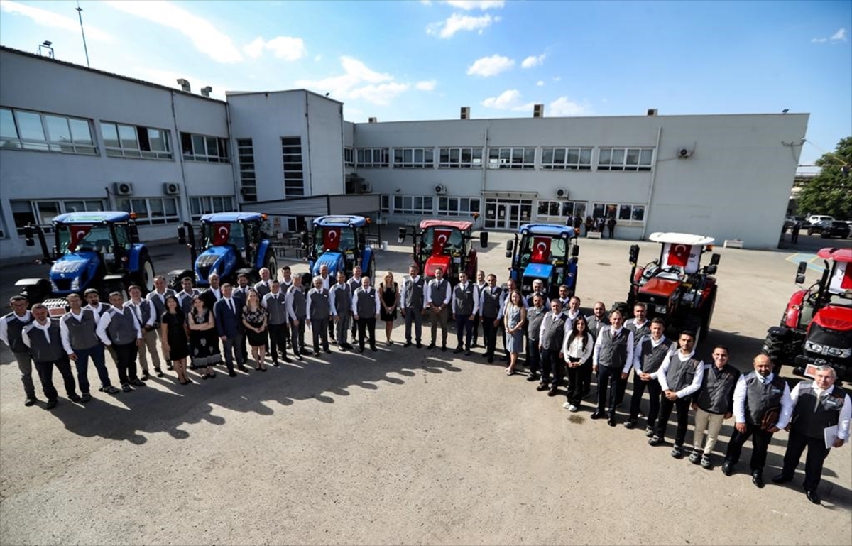 Bakan Varank, TürkTraktör Ankara Fabrikası'nı ziyaret etti