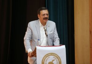 BİTLİS (AA) – Bitlis'in Tatvan ilçesinde "Tatvan Ticaret ve Sanayi