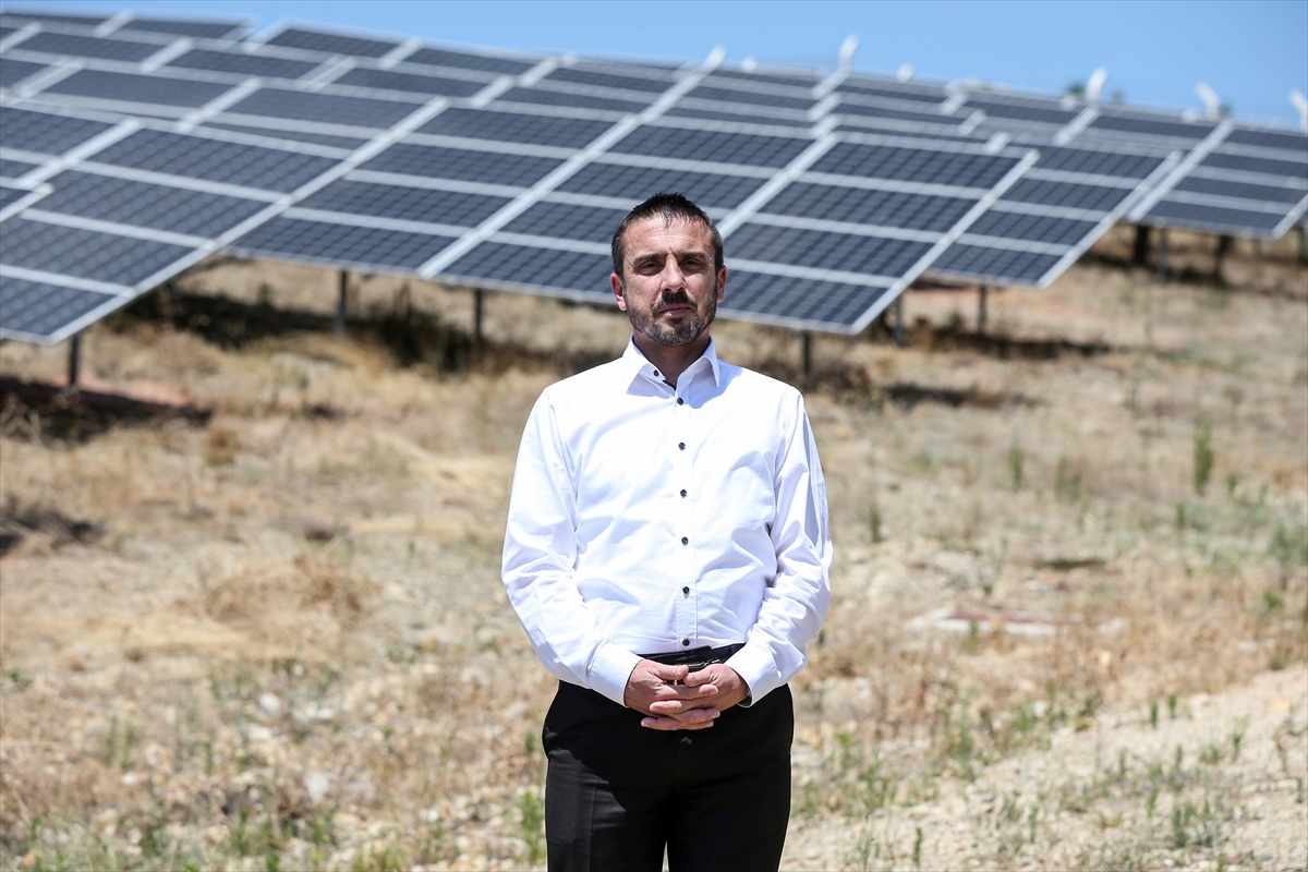 Bursa'da ilçe belediyesi 2,5 yıldır enerjisini güneşten elde ediyor