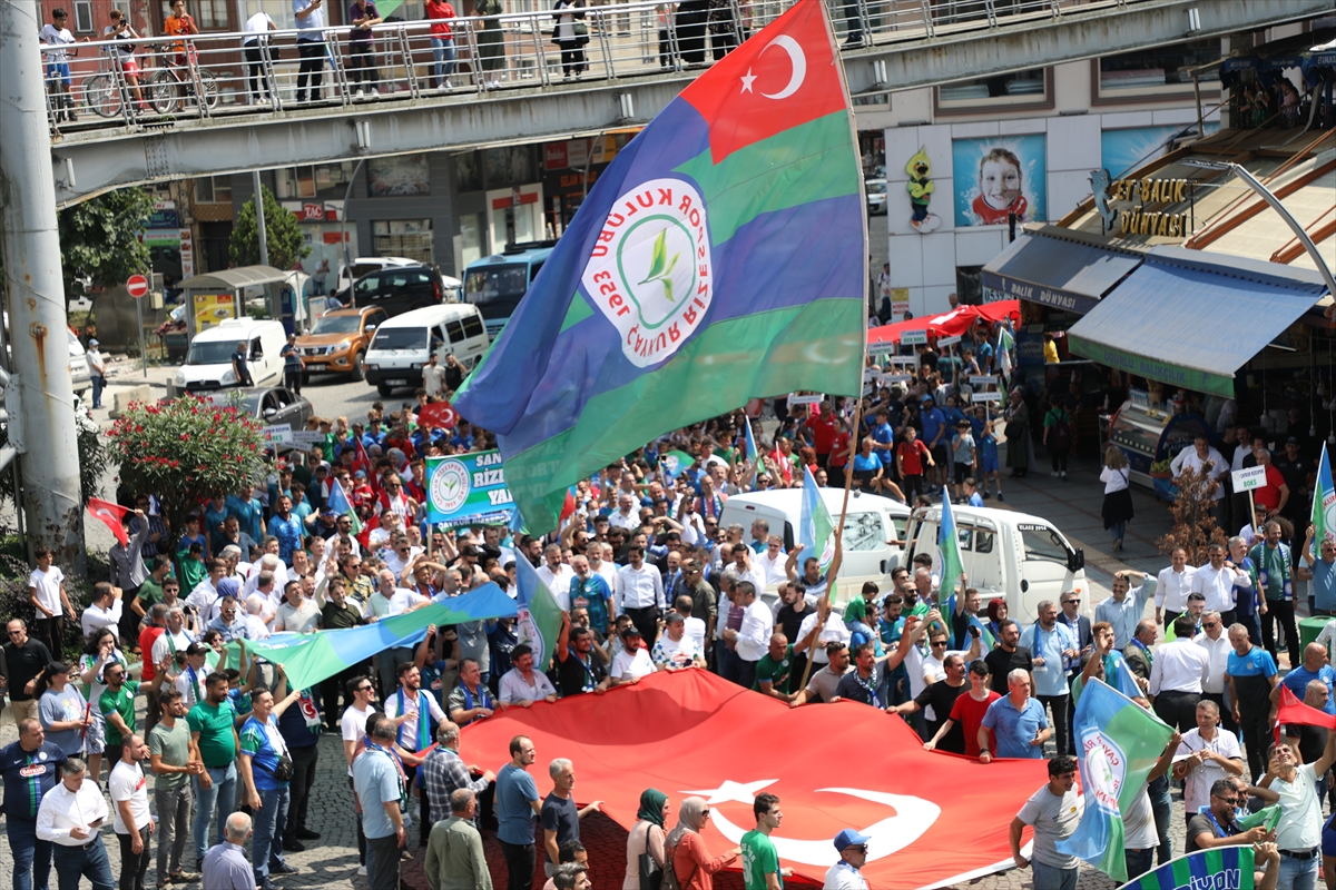 Çaykur Rizespor'da birlik ve dayanışma yürüyüşü gerçekleştirildi