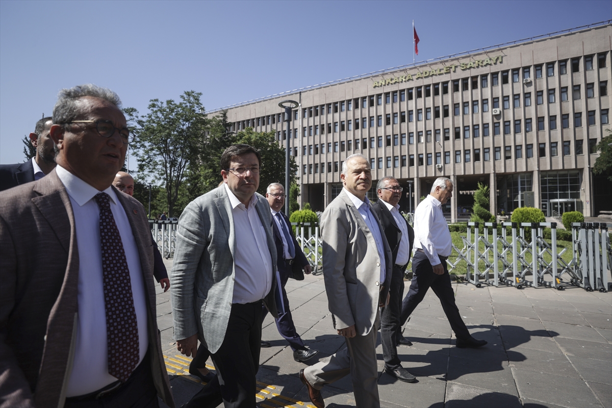 Eski SPK Başkanı Taşkesenlioğlu hakkında suç duyurusunda bulunuldu
