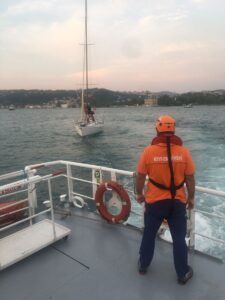 İSTANBUL (AA) – Fatih Sultan Mehmet (FSM) Köprüsü altında sürüklenen