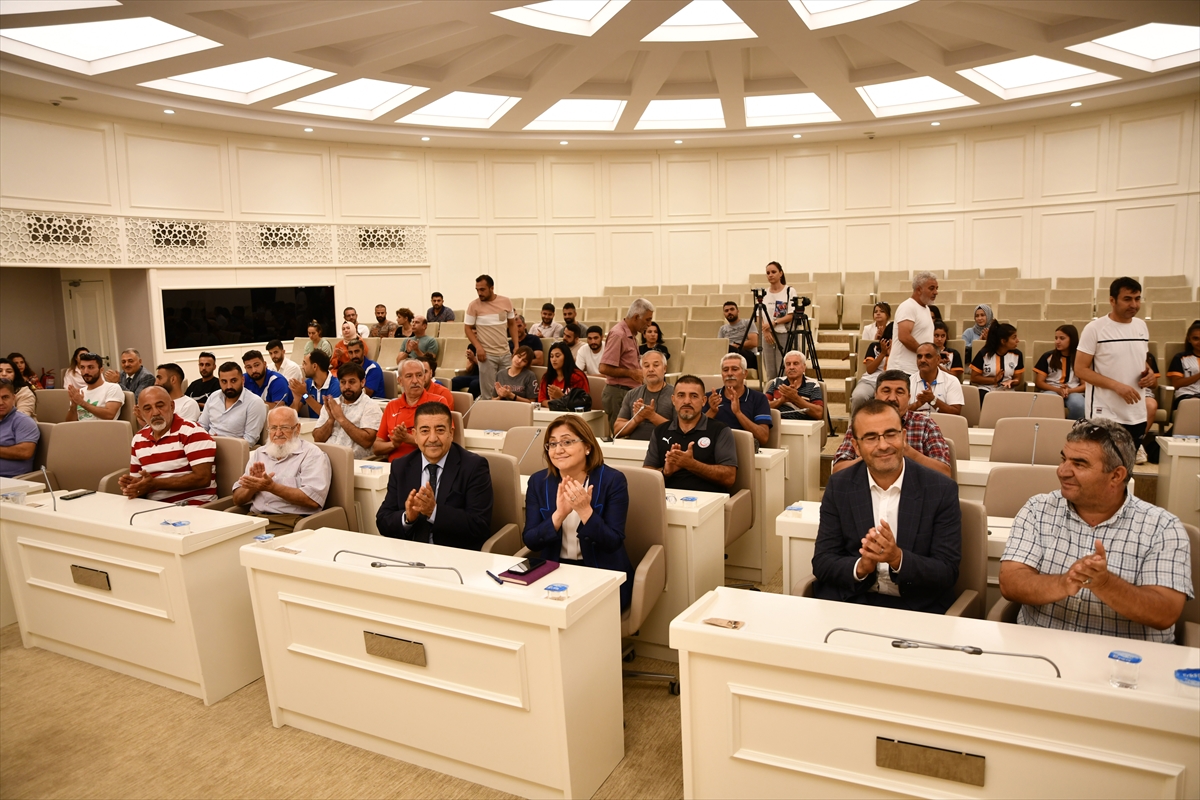 GAZİANTEP (AA) – Gaziantep Büyükşehir Belediyesi, Amatör Spor Kulüpleri Derneği'ne