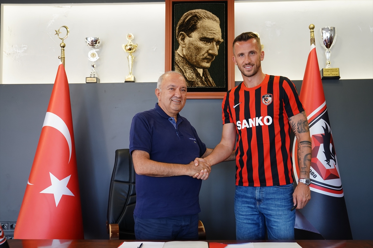 Gaziantep FK, Tomas Pekhart'ı transfer etti