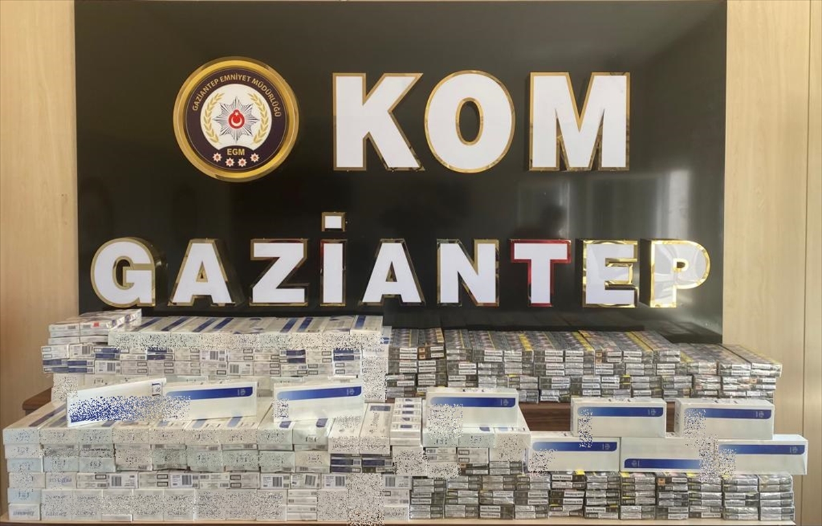 Gaziantep'te bir tırda 2 bin 670 paket kaçak sigara ele geçirildi