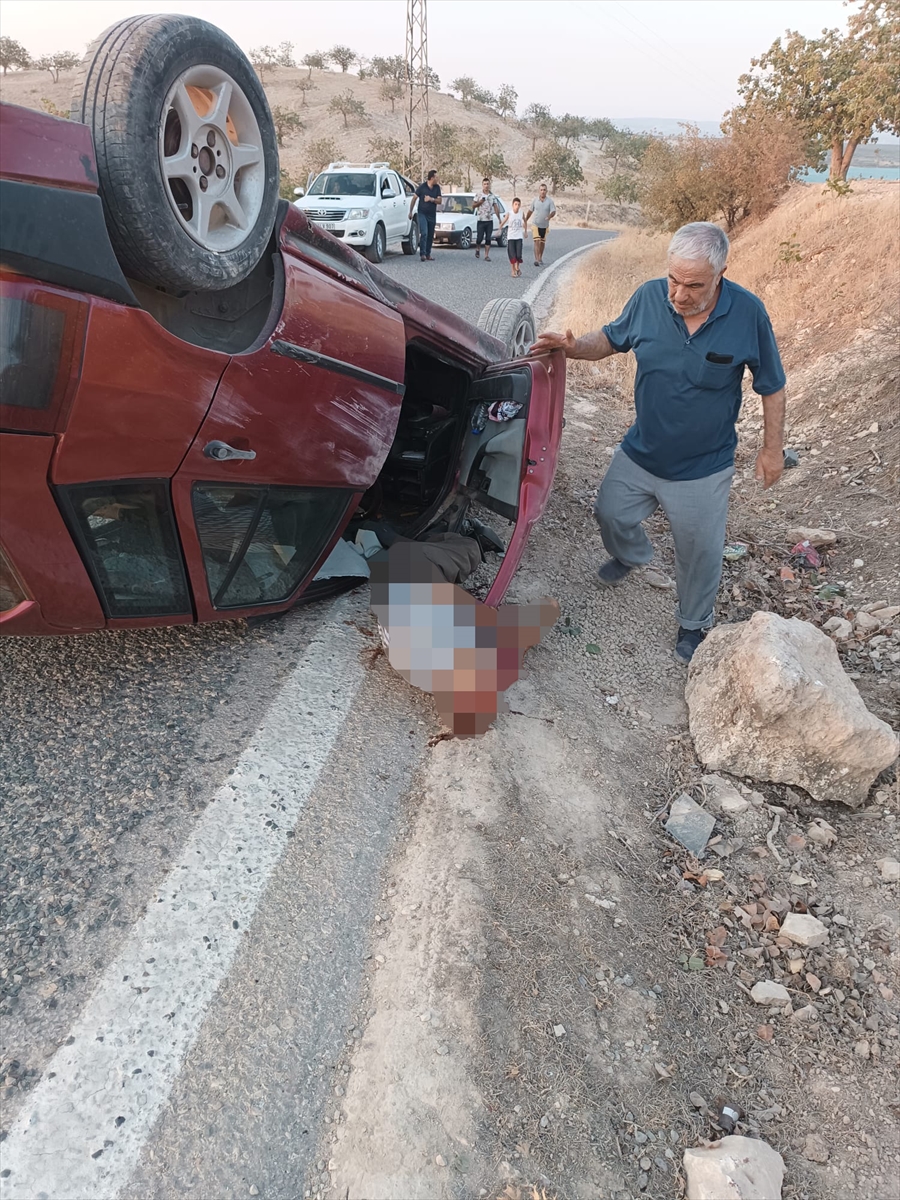Gaziantep'te devrilen otomobilin sürücüsü öldü