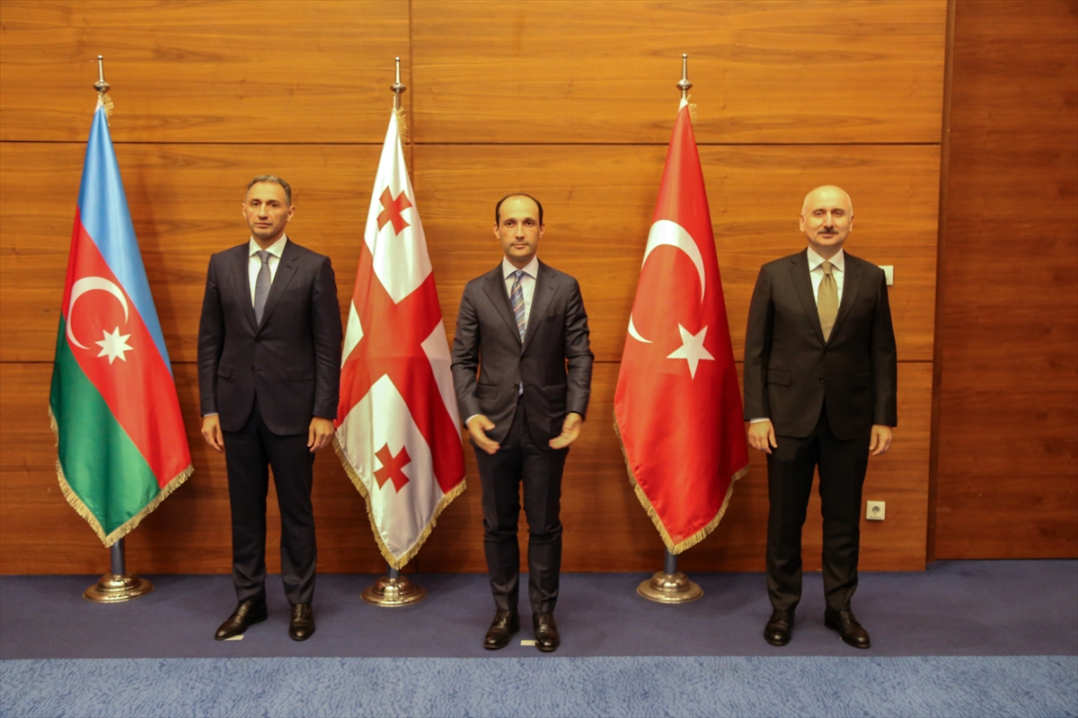 Gürcistan'da Türkiye-Azerbaycan-Gürcistan Üçlü Bakanlar Toplantısı düzenlendi