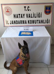 HATAY (AA) – Hatay'ın Kırıkhan ilçesinde, otomobilinde uyuşturucu madde ele